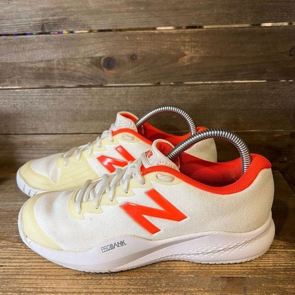 Womens New Balance 996 White Running Athletic‎ Comfort Shoes Sneakers Size 8.5 B - Picture 2 of 7